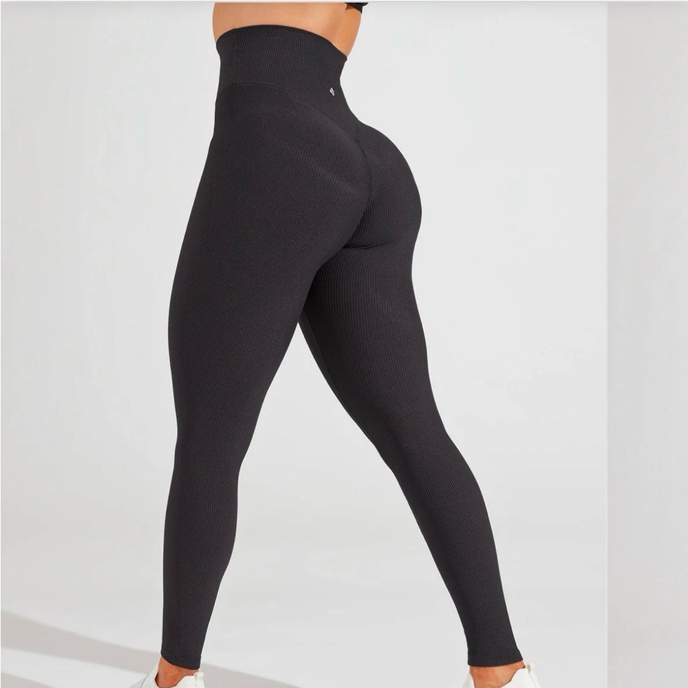 Buff Bunny High-Waisted Leggings